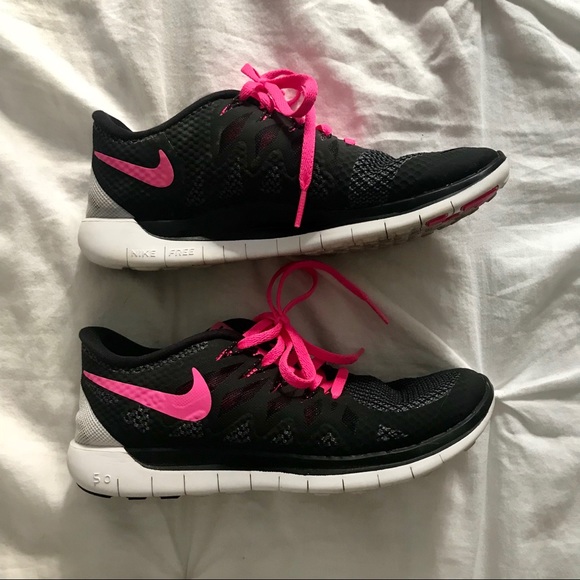 Nike Shoes - • Nike Free 5.0 •